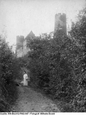 Iha Best12 Fa02 047 20111204 1261016407